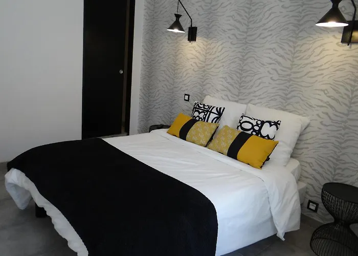 Les Marguerites Bed & Breakfast