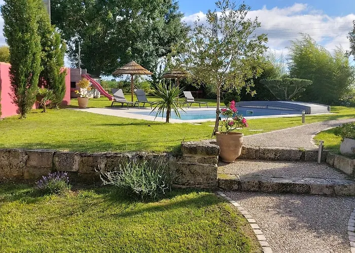 Les Marguerites Bed & Breakfast